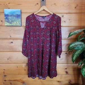 American Eagle 💜 Boho Red Floral Babydoll Swing Dress Keyhole Crochet Trim Sz M